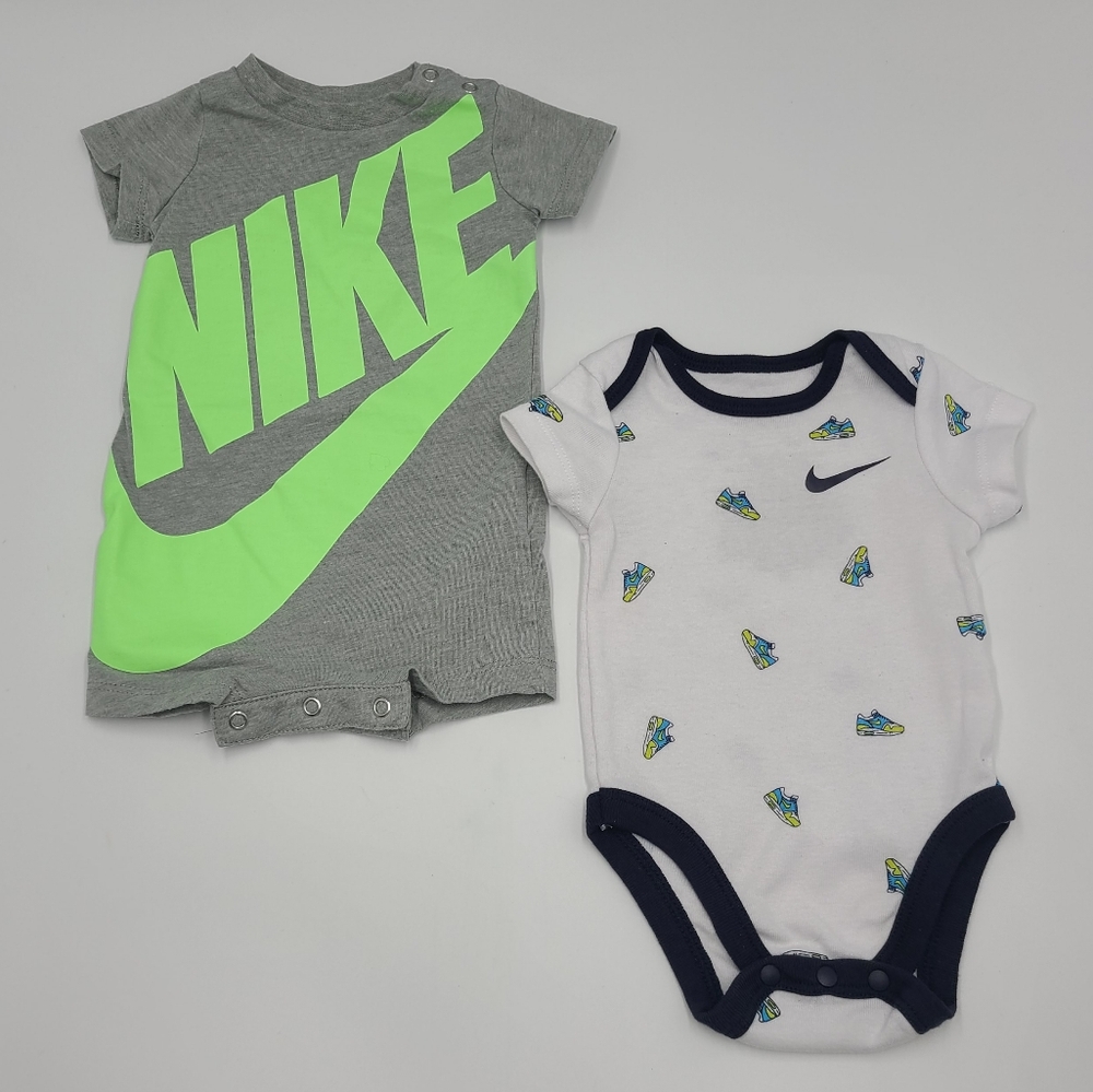 Nike baby boy bodysuit and romper size 3 months